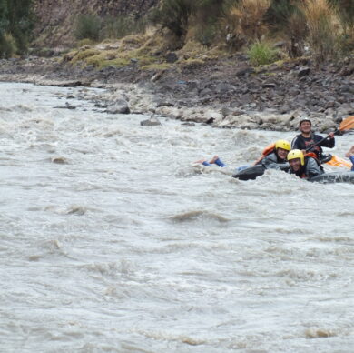 cusco rafting & tubing en Piñipampa cusco rafting & tubing en Piñipampa