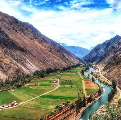 Ollantaytambo y la ceremonia del Mayocati Ollantaytambo y la ceremonia del Mayocati